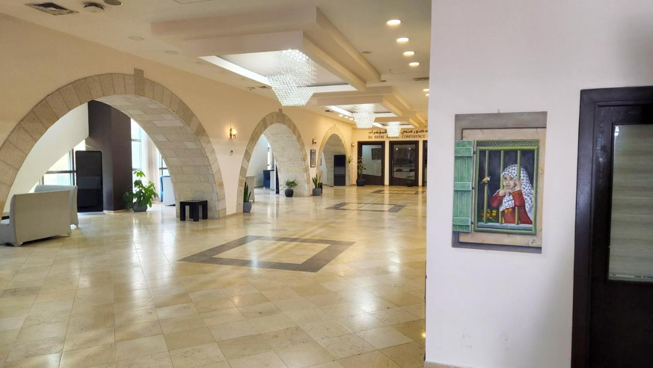 Red Crescent Guesthouse Rámalláh Kültér fotó
